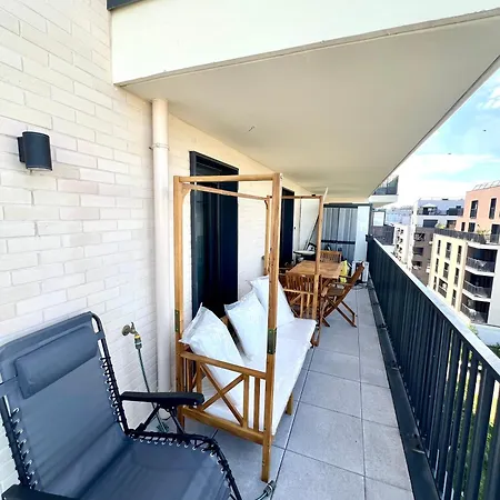 Chez Bibi - T3 Moderne Avec Terrasse, Parking Et Acces Rapide A Paris * Bobigny