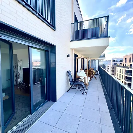 Chez Bibi - T3 Moderne Avec Terrasse, Parking Et Acces Rapide A Paris Daire Bobigny