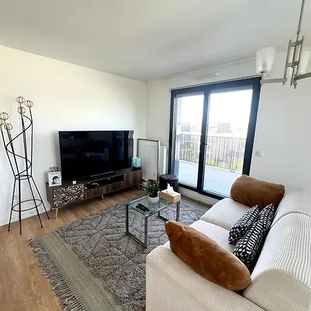 Chez Bibi - T3 Moderne Avec Terrasse, Parking Et Accès Rapide à Paris *